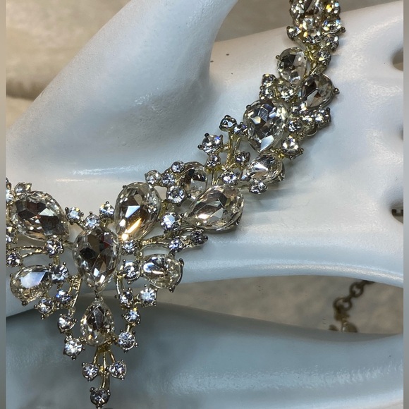 Vintage Rhinestone Bib Necklace Silver Tone 16-18” Multiple Shapes & Size stones - Picture 15 of 17